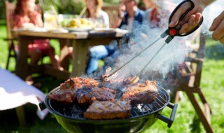 烤烧烤用什么油最好吃 烧烤用什么油烤出来的好吃呢