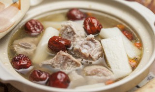 排骨普通的锅炖多久会熟 排骨可以做怎么做