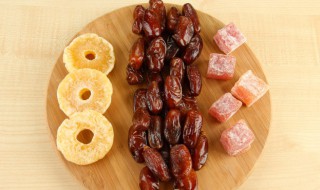 蜜枣粽子需要煮多久 煮蜜枣粽子的方法