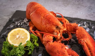 龙虾需要在锅里煮多久 龙虾需要煮的时间