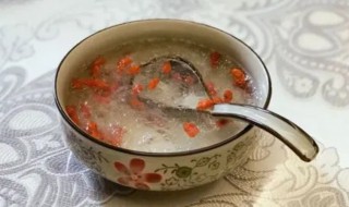 用炖锅煮雪燕需要多久 用炖锅煮雪燕需要几分钟