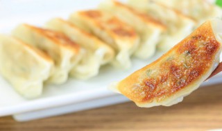 新鲜饺子怎么做煎饺 煎饺做法