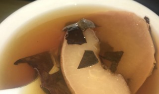 新鲜枇杷叶煮梨怎么做 新鲜枇杷叶煮梨的做法