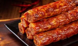 买来的腊肠要煮多久才能吃 买来的腊肠要煮多久呢