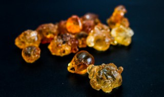 桃胶糖水需要煮多久 桃胶糖水煮多长时间才合适呢