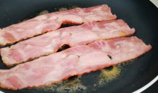 烤培根需要煮多久熟了才能吃 烤培根需要煮几分钟熟了才能吃