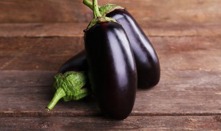 茄子要水里煮多久熟了才能吃 茄子需要煮多久才能吃呢