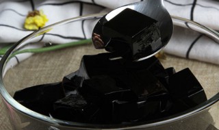 速食黑凉粉怎么煮多久才能吃 速食黑凉粉如何煮多久才能吃