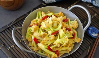 菜花素吃怎么炒好吃 素炒菜花的做法