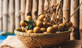 新鲜桂圆怎么做干桂圆 干桂圆怎么做的