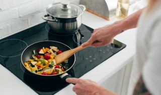 玉米笋怎么炒好吃 清甜入味玉米笋炒肉家常做法