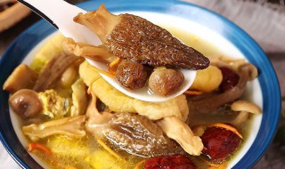 菌菇和什么一起煲汤比较好 菌菇和哪些食材一起煲汤好喝