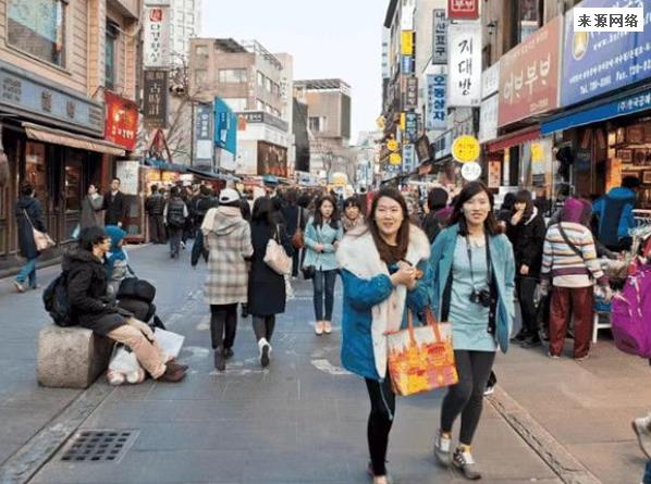 赴韩确诊后的一名中国游客因拒绝隔离而半路逃跑