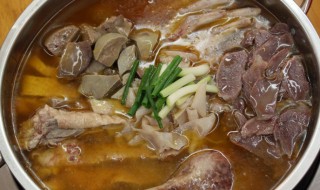 鹅和什么煲汤比较好 鹅和哪些食材煲汤比较好呢