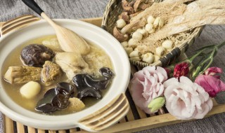 鸡和什么一起煲汤比较好喝 鸡和什么食材一起煲汤营养好喝呢