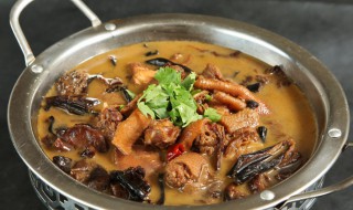 小鸡炖蘑菇要炖多久 小鸡炖蘑菇要炖多长时间才行呢
