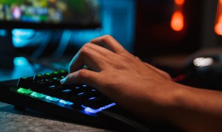 微信网名男生学霸冷酷 学霸气质冷酷的男孩微信昵称有哪些