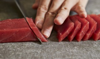 金枪鱼能生吃吗 金枪鱼是否可以生吃呢