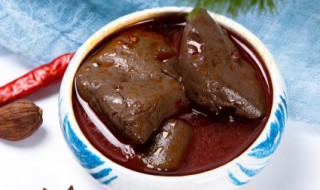 猪血和海带能不能一起吃 猪血和海带可以一起食用吗