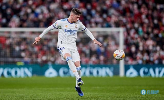 马卡：巴尔韦德曾怀疑在皇马的生涯，去年对巴萨进球改变他的命运