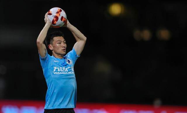 童磊踢亚冠了，孙国文也留不住大连人两翼齐断谢晖引援两手准备