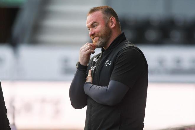 鲁尼：梅西目前仅达到了罗纳尔多 齐达内的高度 不够格成为球王