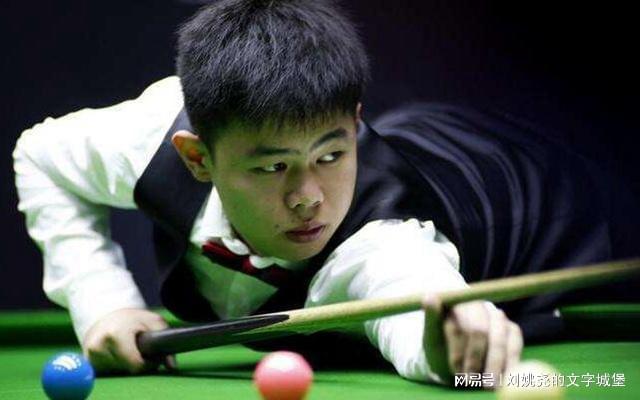 斯诺克资格赛开杆！中国双星开门红，60岁传奇4-0，3大冠军1轮游