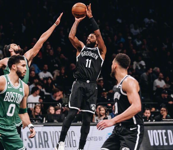 0+9+13+2！杜兰特缺阵，欧文、本西尽力，篮网面对绿军遭遇9连败