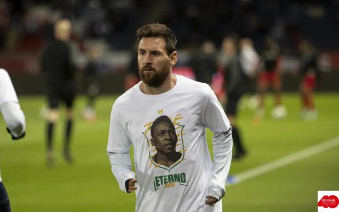 记者手记：梅西世界杯后首战的情感与解疑