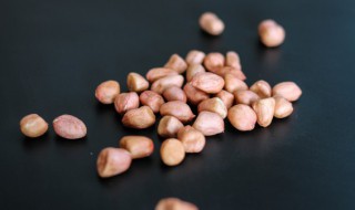 煮花生放什么调料更好吃 水煮花生米都加什么调料