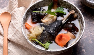 怎么做乌鸡汤好喝有营养不腻 如何炖乌鸡汤好喝又营养