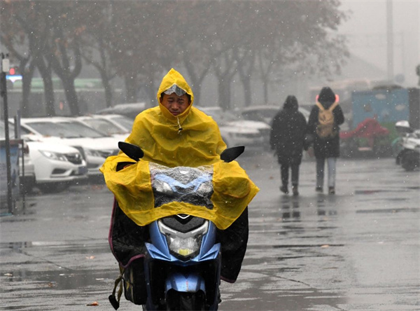 超20个省区市受强雨雪的影响