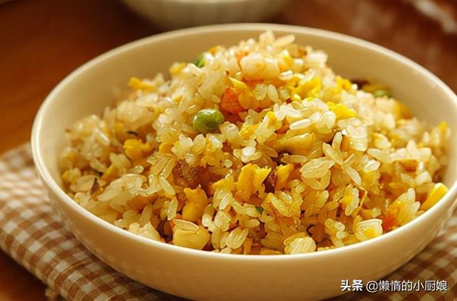 怎样做炒米饭又好吃又简单（试试这9种炒米饭）