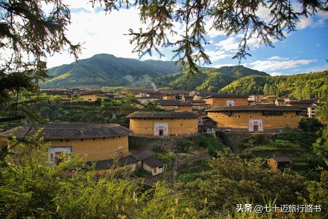 土楼旅游福建哪个土楼最值得去（一张图看懂福建土楼怎么玩）