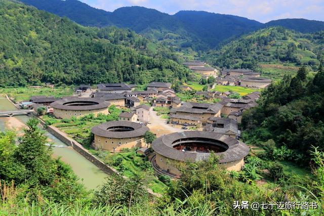 土楼旅游福建哪个土楼最值得去（一张图看懂福建土楼怎么玩）