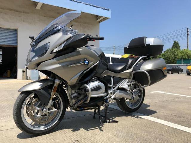 宝马r1200rt评测新款（世界顶级旅行车宝马R1200RT）