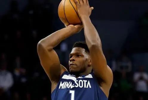 爱德华兹：开局我们的表现很完美，终结时有些糟糕