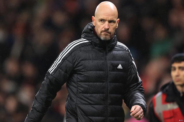 滕哈赫：首发卢克-肖而不是利桑德罗是因为球员健康状况和战术