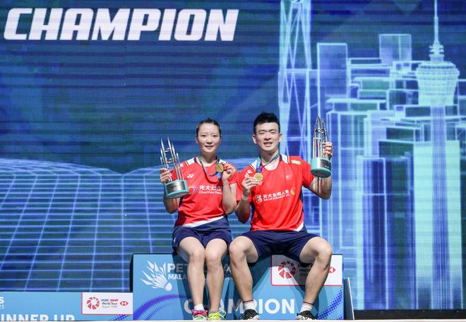 国羽夺2冠成最大赢家！雅思凡尘混双女双夺冠，梁王不敌世界第一