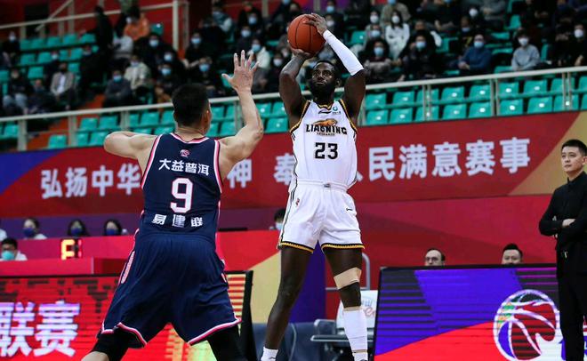 CCTV5直播！辽宁VS广东全力复仇 总决提前上演 杨鸣&杜锋家底比拼