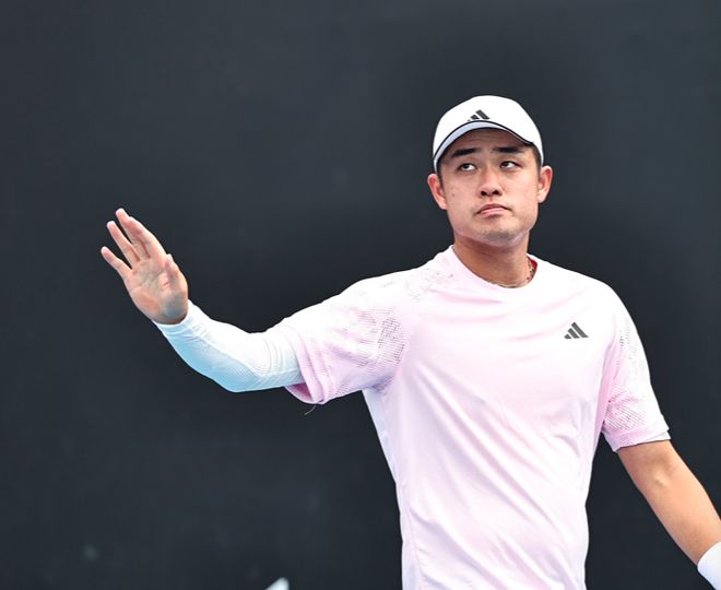 吴易昺虽败犹荣！名记盛赞韧劲 对手用尽盘外招：三次跟裁判吵架