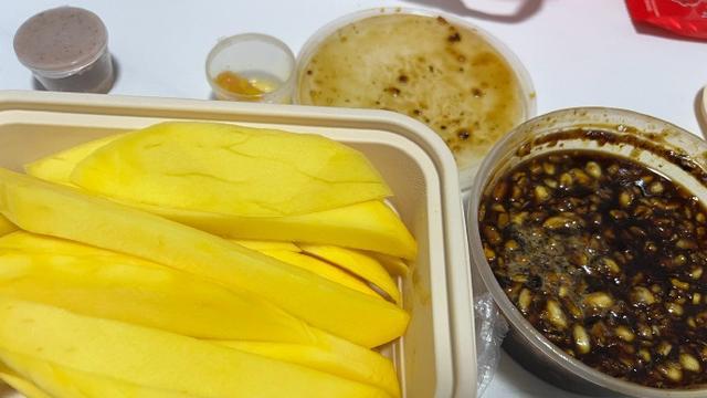 辽篮绯闻中锋欲回头草周琦邀阿公子品美食 和新疆队破镜重圆