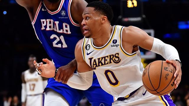 裁判报告：昨天恩比德最后时刻没对威少犯规