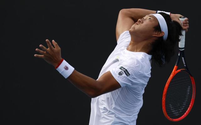 中国选手出局第4人！张之臻苦战五盘憾负，大满贯正赛仍难求一胜