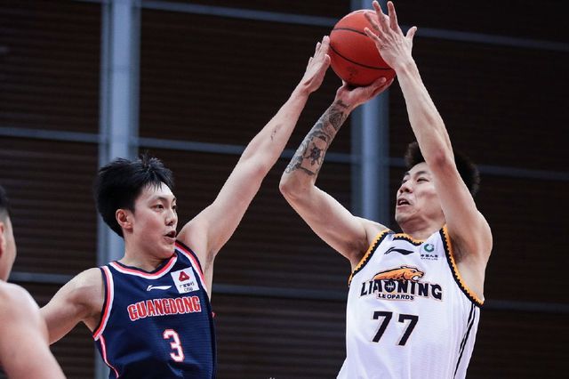 CCTV5直播！辽宁男篮冲击9连胜，广东严阵以待，郭艾伦决定胜负