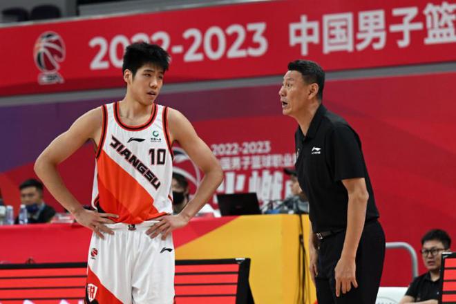 深圳将成全江苏，五连败将被正式终结，李楠终于时来运转