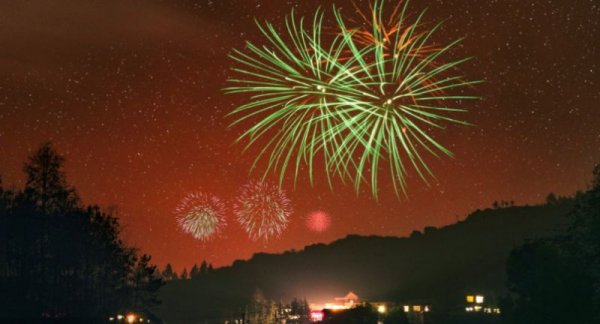 宝坻春节烟花可以放到几点