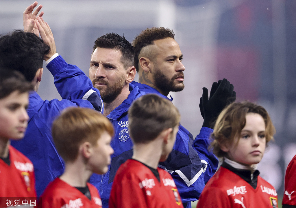 梅西C罗沙特对决，200万人求票