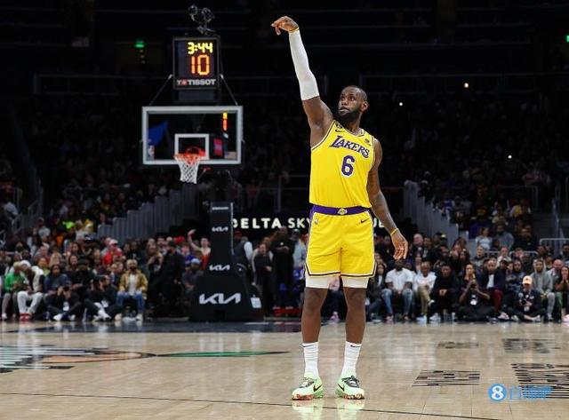 詹姆斯：湖人队是一支零容错的球队