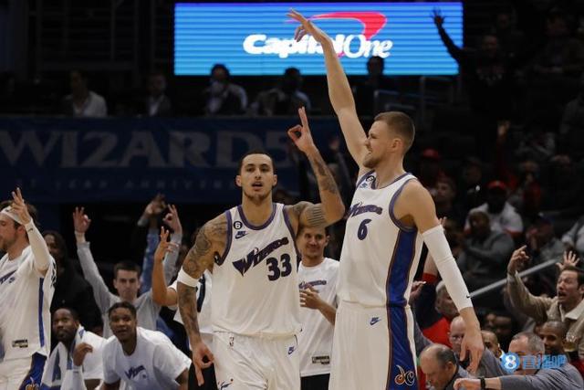 库兹马：我喜欢跟比尔和铂金一起打球 还没考虑进入自由市场的事